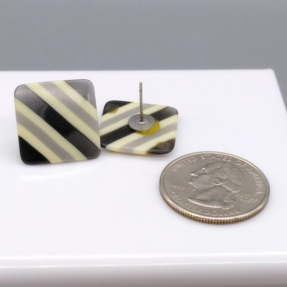 Vintage Neutral Stripe Earrings in Black White and Gray, Rounded Square Lucite - Picture 4 of 4